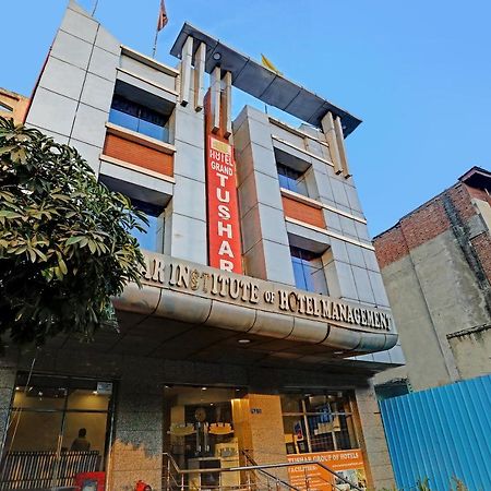 Hotel Grand Tushar - Ghaziabad Railway Station エクステリア 写真