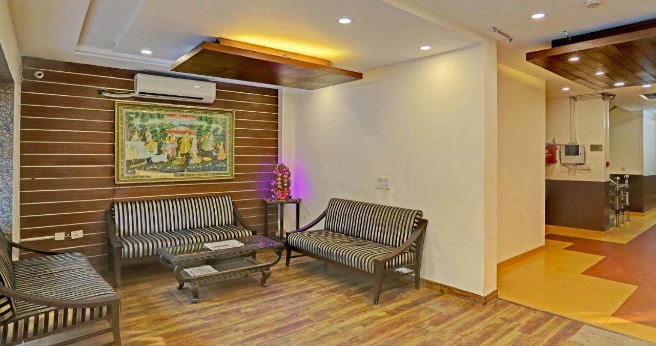 Hotel Grand Tushar - Ghaziabad Railway Station エクステリア 写真
